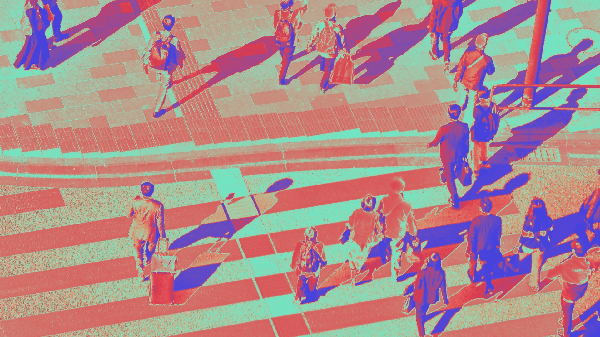 Ilustración de personas cruzando por un paso de peatones en tres colores